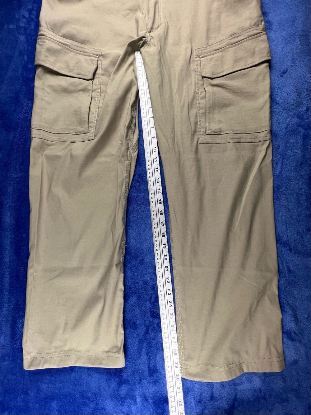 Duluth Trading Flex Dry On The Fly Cargo Pants Mens 38x30 Beige Relaxed Outdoor - Picture 7 of 11